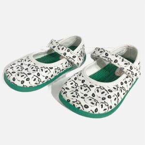 Zooligans ZooPop Panda MaryJane Sneakers Black and White Pandas Green Bottoms 🐼